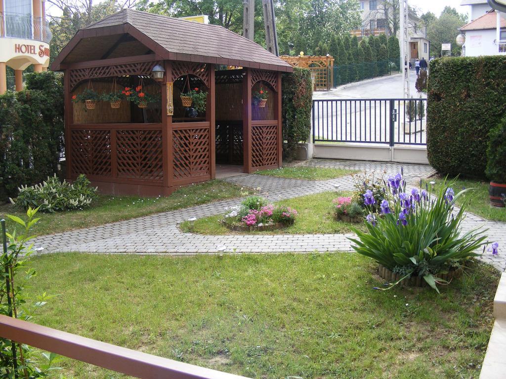 Erika Apartmanhazak Hévíz Екстериор снимка